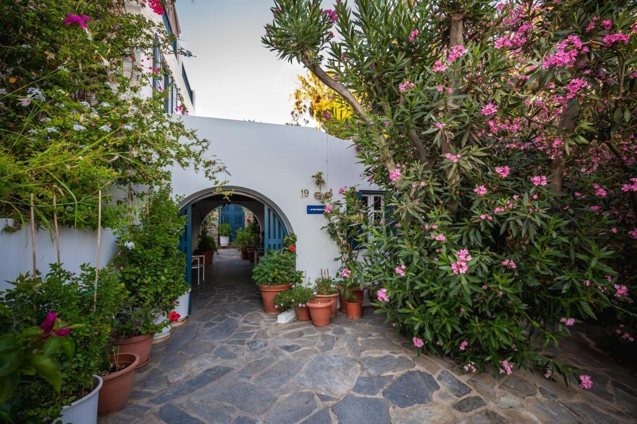 Callisti Mykonos Town With Pool View And Calypso Upper Floor With Sea View Esterno foto