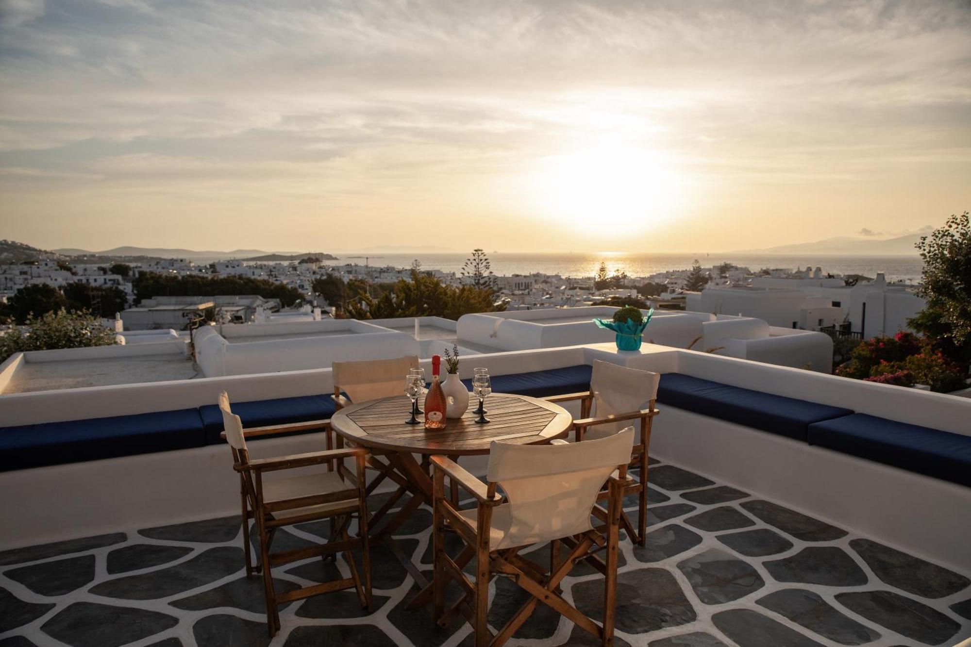 Callisti Mykonos Town With Pool View And Calypso Upper Floor With Sea View Esterno foto
